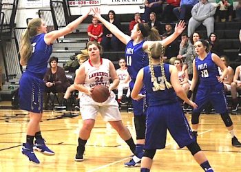 Lady Bulldog #34 Kelly Davis had 8 points in a win over Tolsia Friday night.