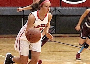 LC Senior Hannah Rucker breaking the press in a win over Pikeville.