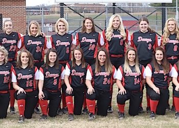 2018 LCHS softball: L to R Bottom Kaylee Ison, Katelynn Boggs, Amber Triplett, Halli Caudill, Mackenzie Methax, Keyarah Bowen, Emily Burke, Abby Fletcher. L to R Top Abby Nelson, Kensley Feltner, Brittany Shapaka, Kassidy Cavins, Chelsey Fields, Ciana Bowen, Lillian Kinser, Ashley Hayes, Hannah Chaffins.