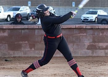 Ciana Bowen with the 2 run homer vs Raceland