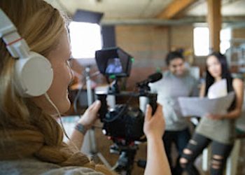 All Access EKY trains young Eastern Kentucky women to make media campaigns for birth control. (Photo by Hero Images/Getty Images)
