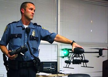 FAA says there will be 10,000 law enforcement drones flying over America by 2020, despite fears over privacy violation