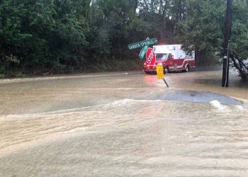 KENTUCKY COUNTIES COPE WITH FLOODING; SEARCH RESUMES FOR BOY SWEPT AWAY