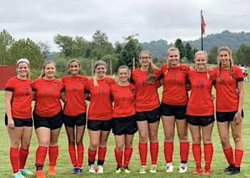 LCHS GIRLS SOCCER ENDS REGULAR SEASON ON HIGH NOTE; READY FOR A DEEP POSTSEASON RUN