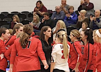 VOLLEYDAWGS DREAM SEASON ENDS IN REGIONAL TOURNAMENT