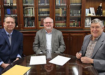 KENTUCKY POWER CREATES LINE MECHANIC COMMUNITY COLLEGE SCHOLARSHIPS