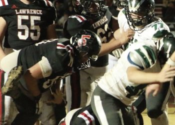 DAWGS GUNNING FOR UPSET OF DEFENDING STATE CHAMPIONS