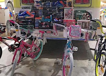 ANNUAL LOUISA ‘TOYS FOR TOTS’ DRAWS LARGE CROWD