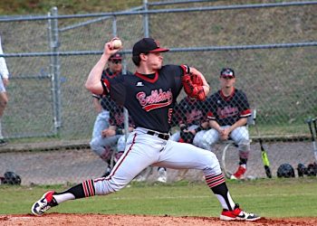 BASEBALL DAWGS BEAT DEFENDING 15TH REGION CHAMPION PAINTSVILLE