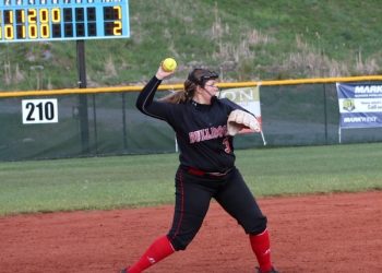 LADY DAWGS STAY UNBEATEN IN 58TH DISTRICT PLAY