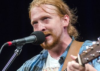 LAWRENCE COUNTY’S TYLER CHILDERS RELEASES NEW SONG “HOUSE FIRE”