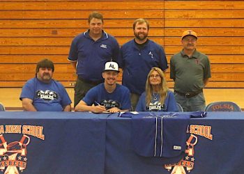 AUSTIN BAILEY INKS WITH ALICE LLOYD TO CONTINUE IS BASEBALL CAREER