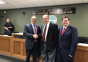 NEW BLACKTOP! GOVERNOR ANNOUNCES TRANSPORTATION FUNDING FOR CITY OF LOUISA, LAWRENCE COUNTY