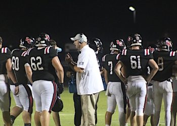 PAINTSVILLE MAKES DAWGS PAY FOR MISCUES