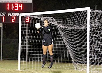 SoccerDawgs Win 9th Straight District Title; Will Host 15th Region Tournament Monday