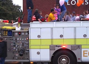 LVFD SPONSORS RIDES ON FIRETRUCK FOR LOCAL KIDS