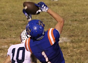 Rebels start fast but East Carter rolls on for the victory