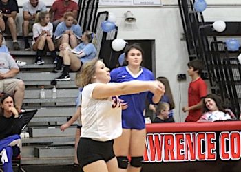 VolleyDawgs split on #MURPHYSTRONG night, Lady Rebels Go 2-0