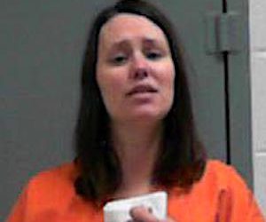 Fort Gay woman arrested for attempted  kidnapping while naked