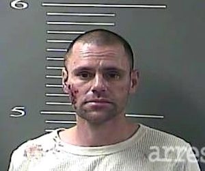 MARTIN COUNTY SUSPECT  CAUGHT IN CROSS COUNTY TO COUNTY POLICE CHASE NEAR LOUISA