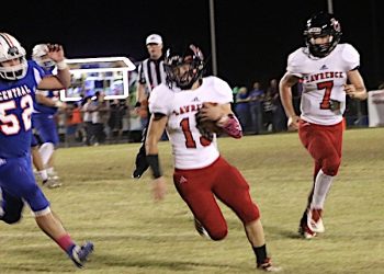 Dawgs kickoff Playoffs on the road tonight at Pike Central