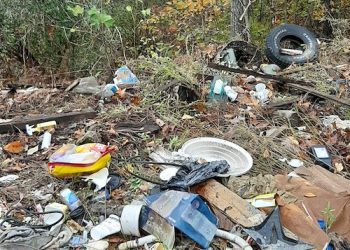 UPDATED WITH PICTURES: LAWRENCE MAN APOLOGIZES FOR ILLEGALLY DUMPING TRASH