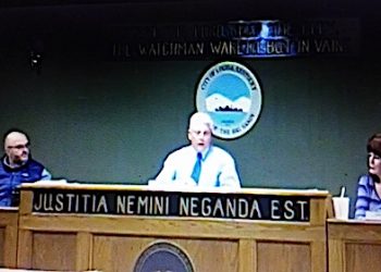 MAYOR SAYS CHRISTMAS DECORATIONS LATE BECAUSE OF LOCAL COMPANY’S STAFFING SHORTAGE