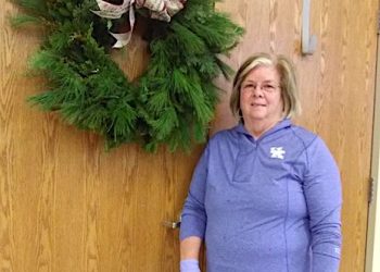 Lawrence County Extension Office holds Wreath Making Class on Thursday December 5, 2019