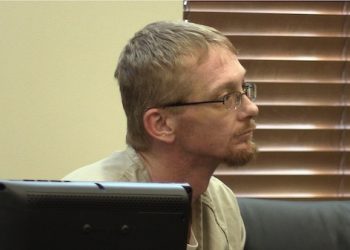 ACCUSED SHOPLIFTER ARRESTED RESISTING POLICE // MAN ACCUSED OF STRANGLING WOMAN TWICE HAS BOND REVOKED // FORMER PIKEVILLE BUSINESS OWNER SENTENCED