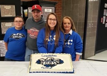 Mackenzie Methax signs with Alice Lloyd Softball