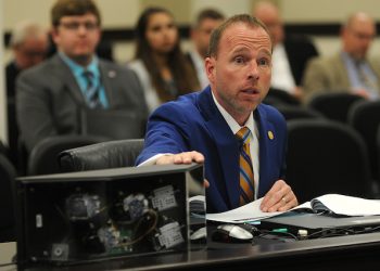 School bus safety bill rolls on to full House