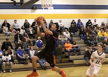 Tolsia snaps losing streak in a road victory over Van