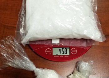 WAYNE SHERIFF NABS COLUMBUS, OHIO MEN IN FT. GAY