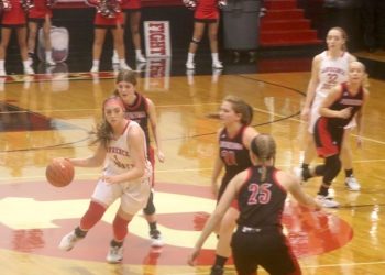 Lady Dawgs bombs away in District victory over Prestonsburg, Title game Thursday