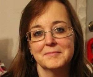 Natalie Oney Bullins, 56, of Olive Hill, KY