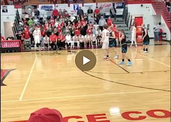 DAWGS, LADY DAWGS PULL OUT DOUBLE HEADER WINS OVER DISTRICT FOE