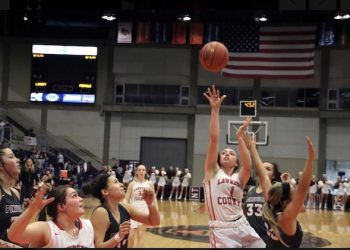 Lady Dawgs season ends in 15th Region Tournament, Bright future ahead