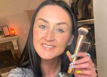 ‘PRETTY IN BLING’ JUST ONE LOCAL BUSINESS WHO WANTS TO RE-OPEN