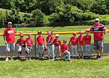 Lawrence Co. 6U team wins two games in Paintsville