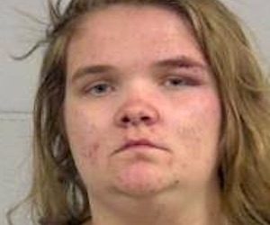 LOUISA TEENAGER INDICTED IN BOYD CO FOR STABBING MOTHER, BURNING BROTHER 