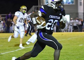 SCHOOLS CAN CONDUCT HIGH SCHOOL FALL SPORTS IN KENTUCKY IN 2020