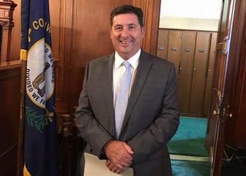 FBI confirms visit to office of KY official who gave wife $126,500 in bonuses