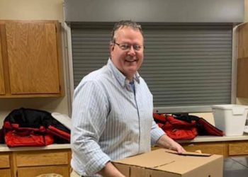 JUDGE/EXEC WILL VISIT SENIOR CENTER TOMORROW TO DISTRIBUTE FOOD