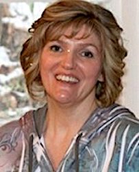 Librarian and Professor Judy Howell, First Bill Loftus Humanitarian Award Recipient