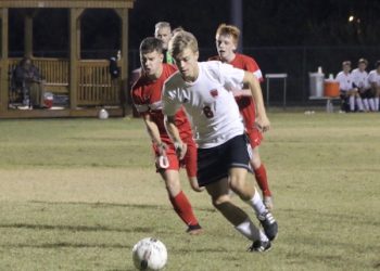 LAWRENCE CO. BOYS, GIRLS SOCCERDAWGS IN REGIONAL ACTION