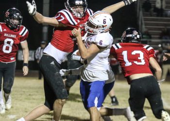 Dawgs moving on after nail biting victory over Pike Co. Central