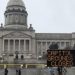PLANNED ARMED PROTEST IN FRANKFORT FIZZLES