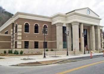 Ky. Supreme Court issues orders allowing courts to begin easing COVID-19 restrictions