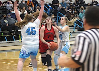 Lawrence Co. splits two road games against Betsy Layne and Floyd Central, Falls at Johnson Central