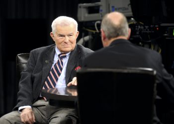 Statement from KET on the passing of longtime ‘Comment on Kentucky’ host Al Smith